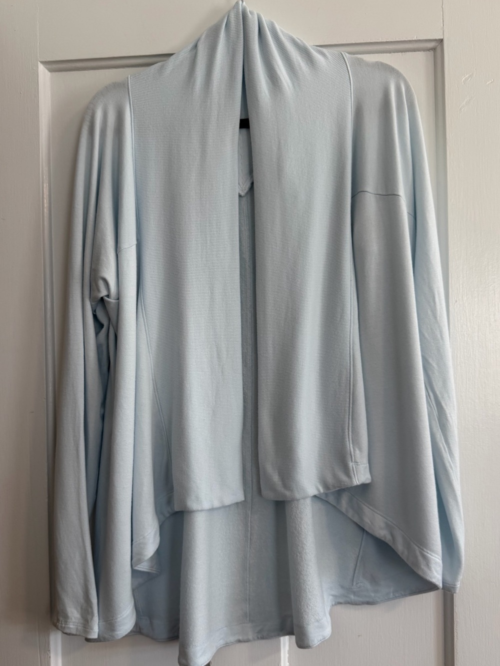 Athleta Nirvana Wear Two Ways Wrap Size Medium - Picture 3 of 11